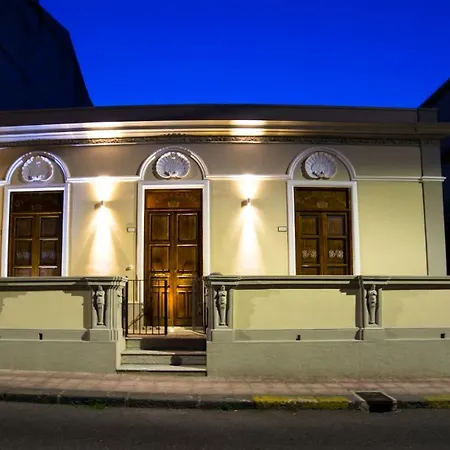 Teresa Nocleg ze śniadaniem Santa Teresa Di Riva