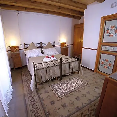 Teresa Alojamento de Acomodação e Pequeno-almoço Santa Teresa Di Riva